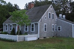 pet friendly restaurant in cape cod