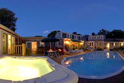 pet friendly hotel in cape cod